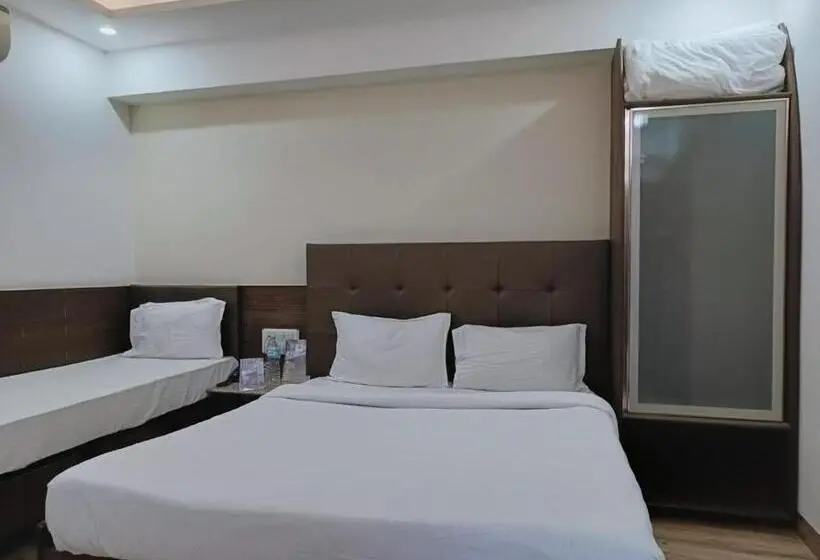 スーペリアールーム, Alba Premier, Indore