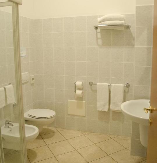 اتاق استاندارد سه نفره, Casa Per Ferie Il Pioppo