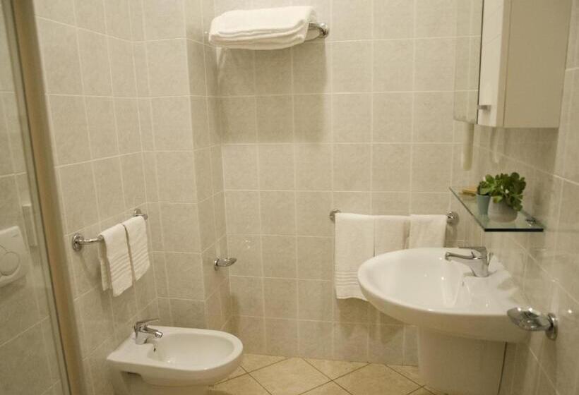 اتاق استاندارد چهار تخته, Casa Per Ferie Il Pioppo