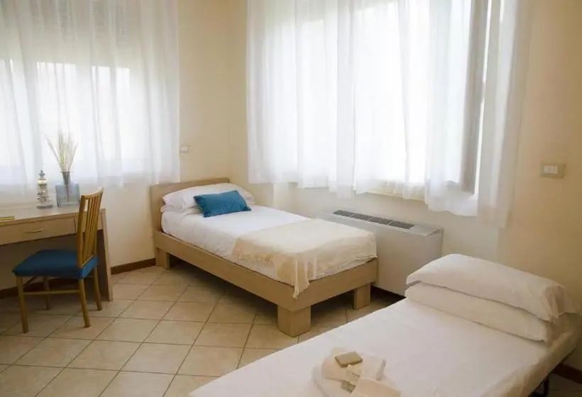 スタンダード４人部屋, Casa Per Ferie Il Pioppo