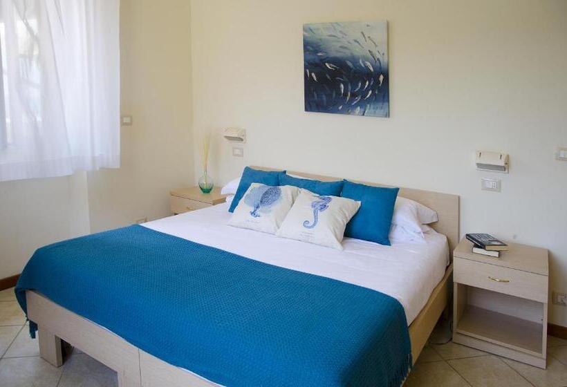 سوییت جونیور با چشمانداز دریا, Casa Per Ferie Il Pioppo