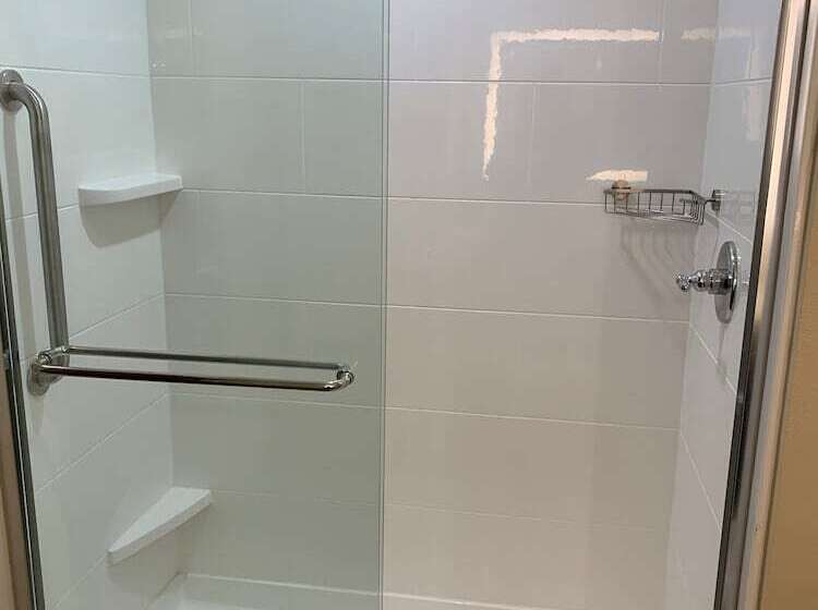 Люкс, Comfort Suites West Monroe Near Ike Hamilton Expo Center