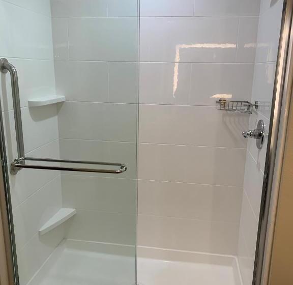 סוויטת אקזקיוטיב, עם מיטת קינג, Comfort Suites West Monroe Near Ike Hamilton Expo Center