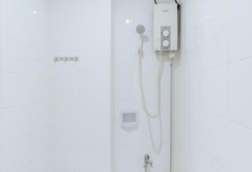 Номер Стандарт, Reddoorz Near Edsa Camp Crame