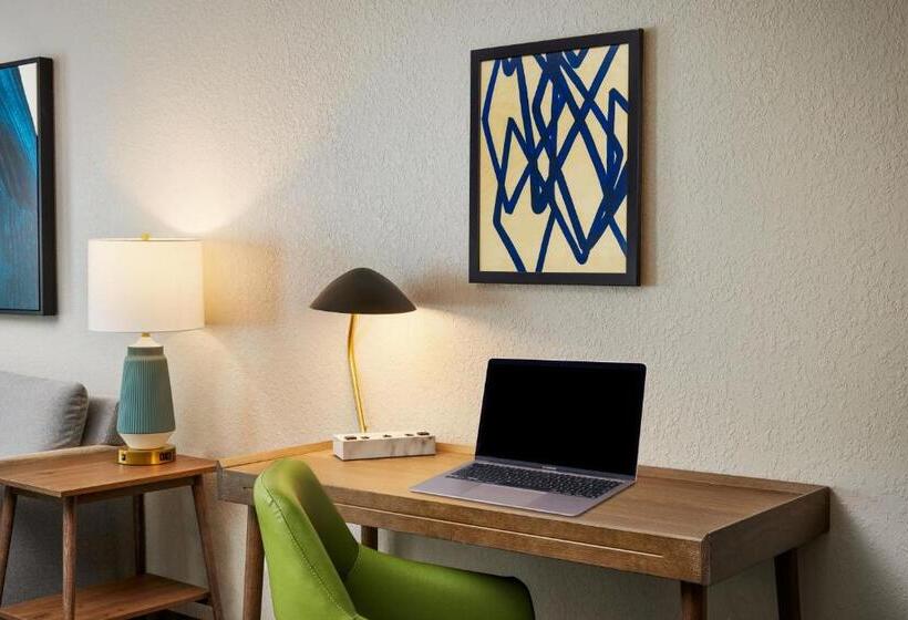 Люкс Адаптированный для Инвалидов, Staybridge Suites   Auburn   University Area, An Ihg