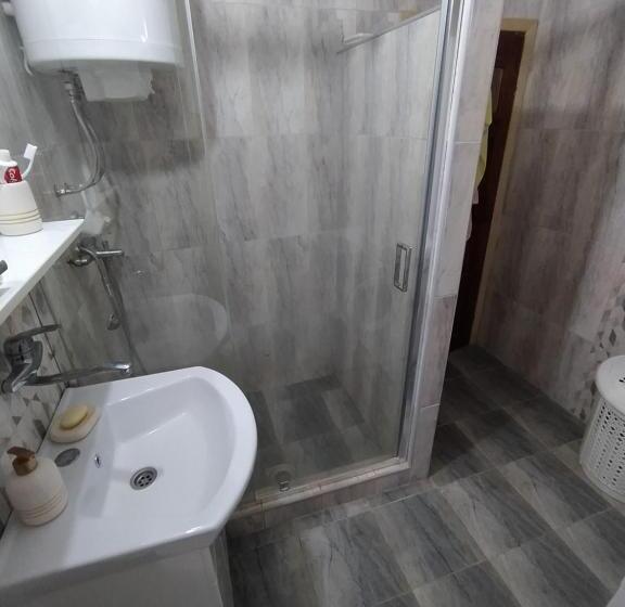 اتاق لوکس, Apartmani Zora Vuković