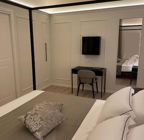 اتاق استاندارد, La Bella Modena Centro