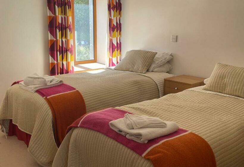 Standard Room, O Domhnaill S Guesthouse   Lig Do Scíth
