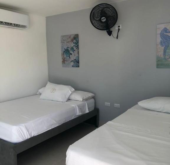 اتاق خانوادگی, Manglearena