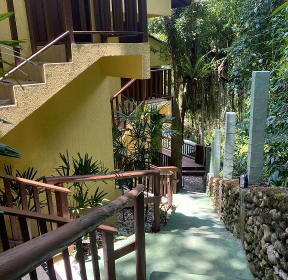 جناح, Pousada Kaloa Eco Village