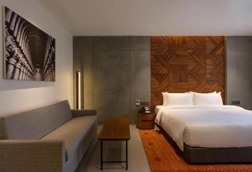 Номер Deluxe с Балконом, Radisson Resort And Spa Lonavala