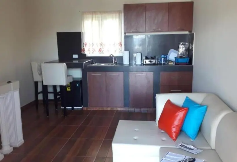 آپارتمان 1 خوابه با چشم‌انداز دریا, Curasita Colour Appartments