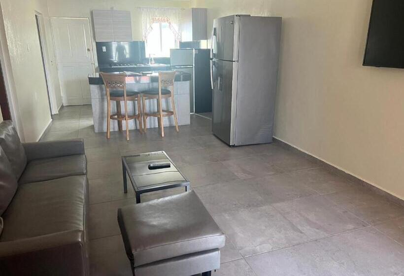 ویلای 3 خوابه, Curasita Colour Appartments