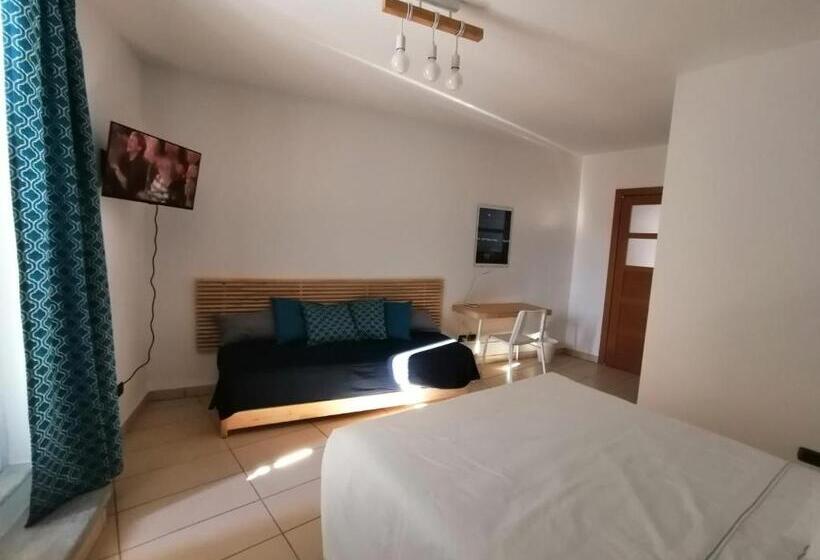 غرفة كلاسيكية ثلاثية, Albergo Della Posta