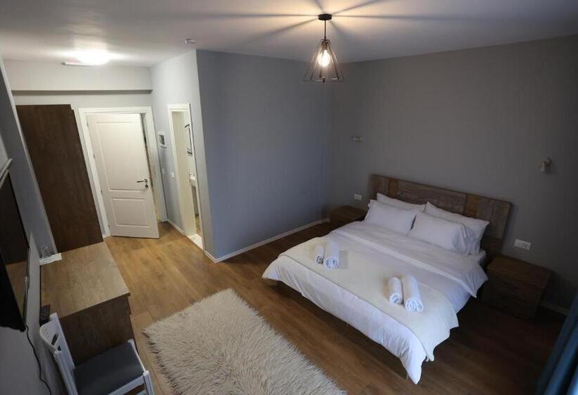 חדר דלוקס, House Of Horses Shtepia E Kuajve