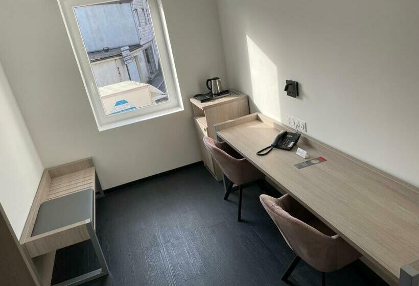 带按摩浴盆的套房, Hôtel & Spa Du Tremplin