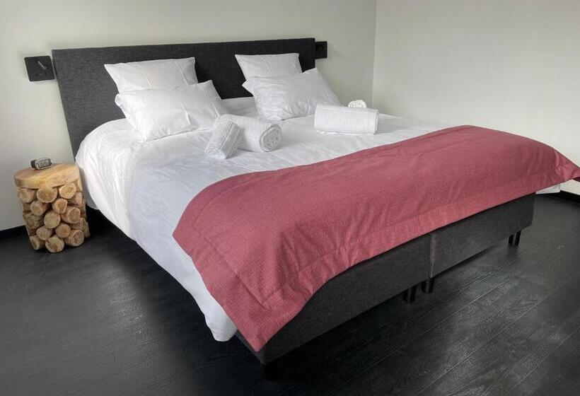 带按摩浴盆的套房, Hôtel & Spa Du Tremplin