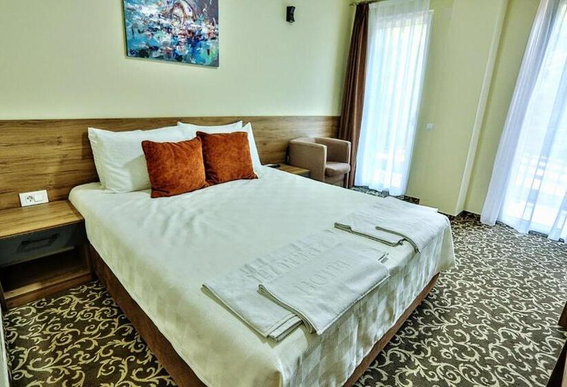 اتاق لوکس, Kumanovo Spa