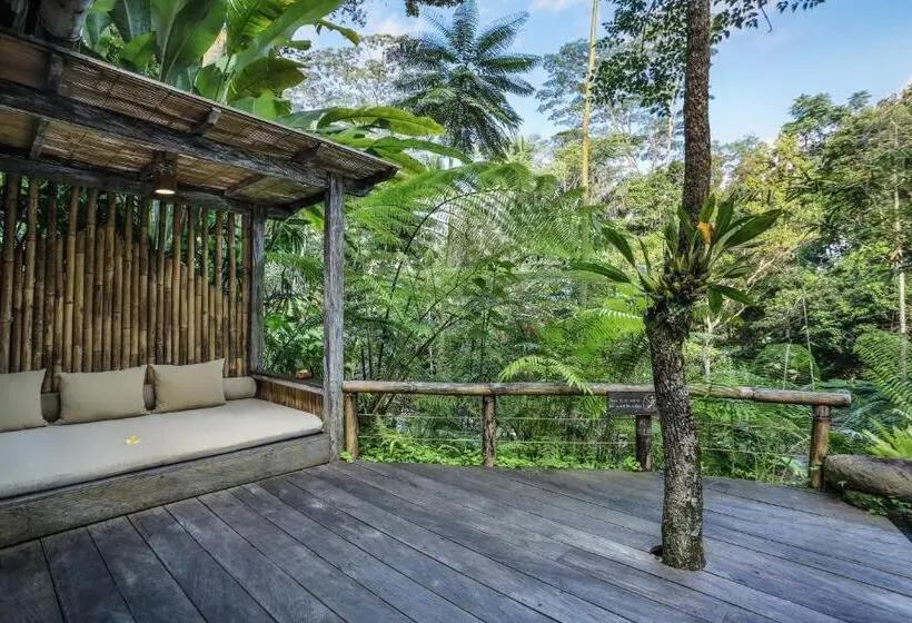 ツーベッドルーム　ヴィラ, Pramana Giri Kusuma
