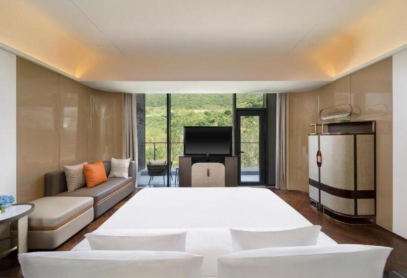 Номер Deluxe Вид на Озеро, Radisson Collection Resort, Nanjing