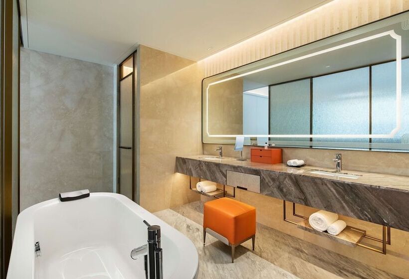 Номер Deluxe Вид на Озеро, Radisson Collection Resort, Nanjing