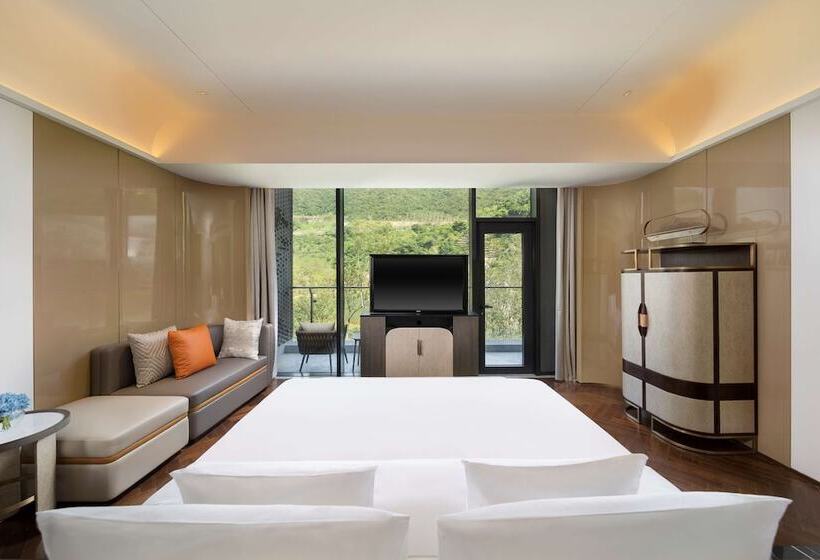 غرفة ديلوكس مطلة على البحيرة, Radisson Collection Resort, Nanjing