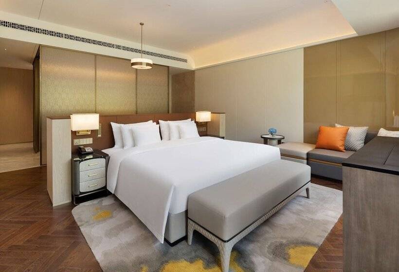 Номер Deluxe Вид на Озеро, Radisson Collection Resort, Nanjing