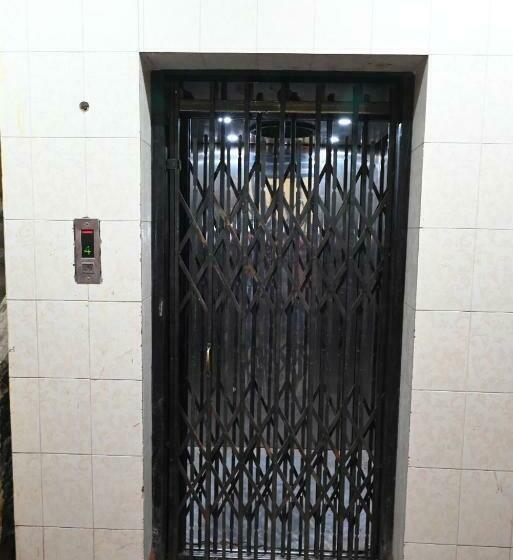 اتاق اکونومی, Rajkumar