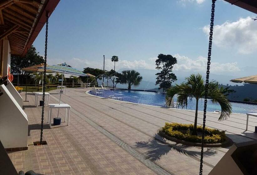 غرفة ديلوكس, Takuara