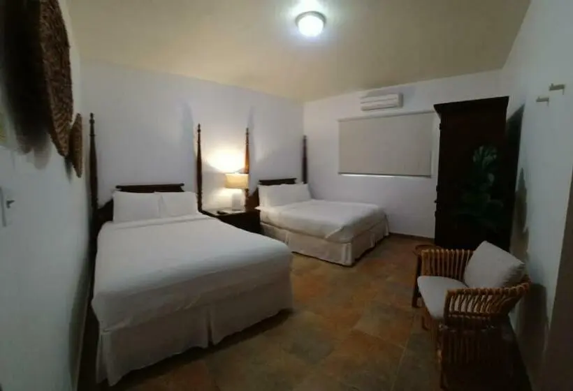 اتاق استاندارد, Turtle Bay Inn