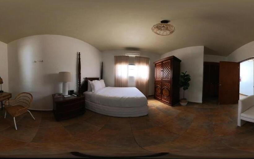 اتاق استاندارد, Turtle Bay Inn