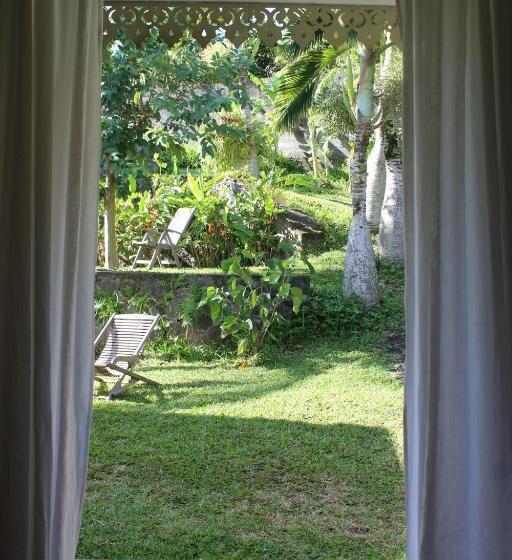 اتاق استاندارد با چشمانداز باغ, Escapade Bellepierre