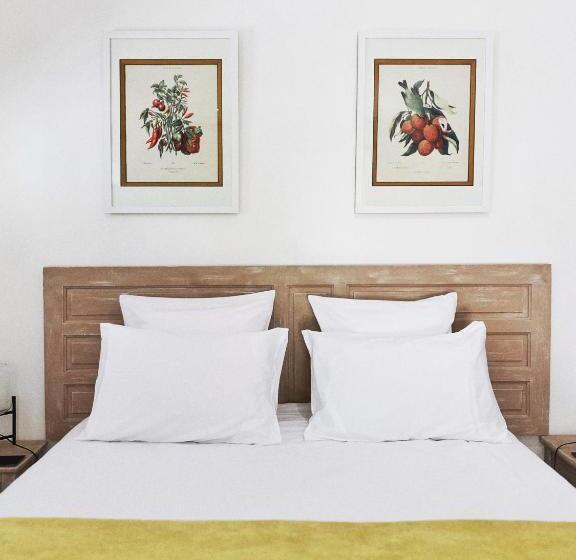 اتاق استاندارد با چشمانداز باغ, Escapade Bellepierre