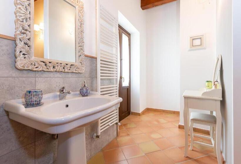 バルコニー付きデラックスルーム, Palazzo Don Carlo