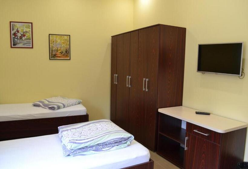 اتاق لوکس سه تخته, Sobe šponga