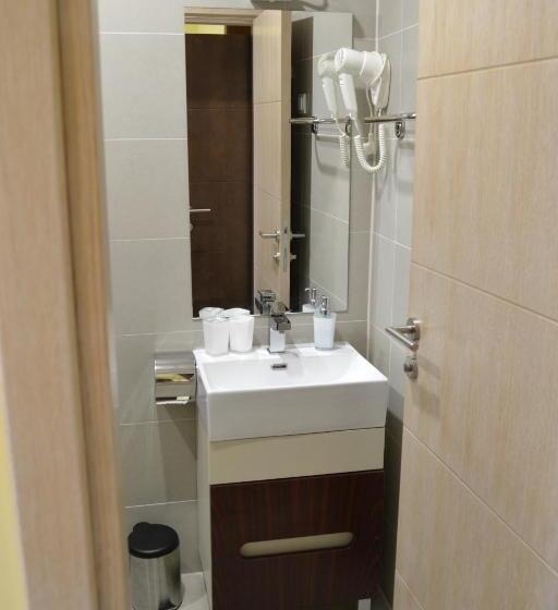 اتاق لوکس, Sobe šponga