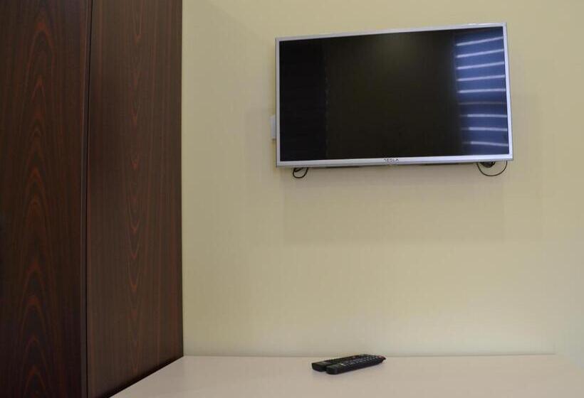 اتاق لوکس سه تخته, Sobe šponga