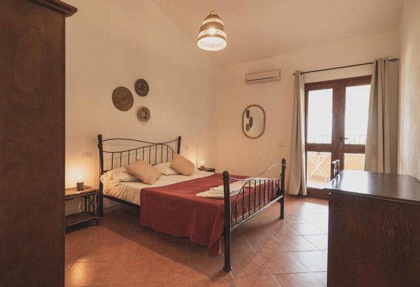 バルコニー付きスタンダードルーム, Anima Hotel Sardinia