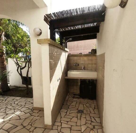 Deluxe Studio, Odegos