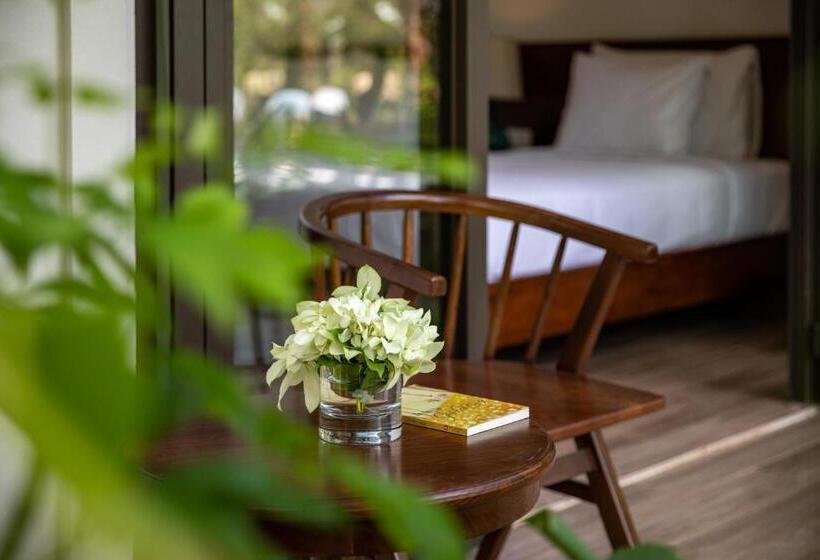 اتاق لوکس خانوادگی, Bai Dinh Riverside Resort & Spa