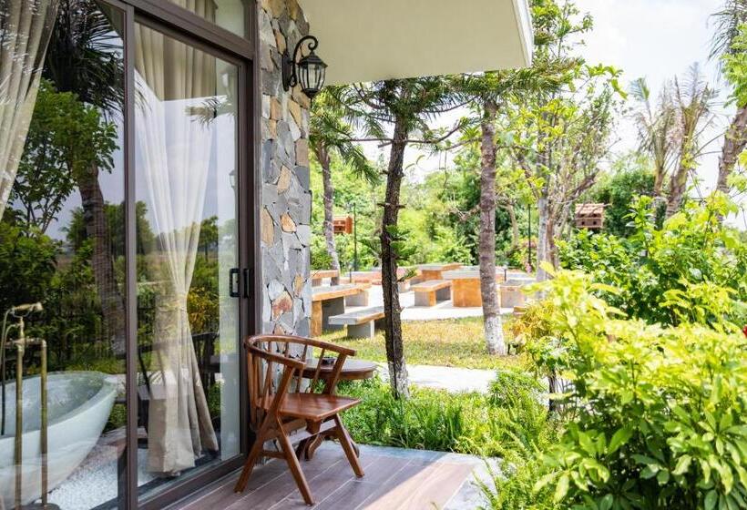 ویلای لوکس 1 خوابه, Bai Dinh Riverside Resort & Spa