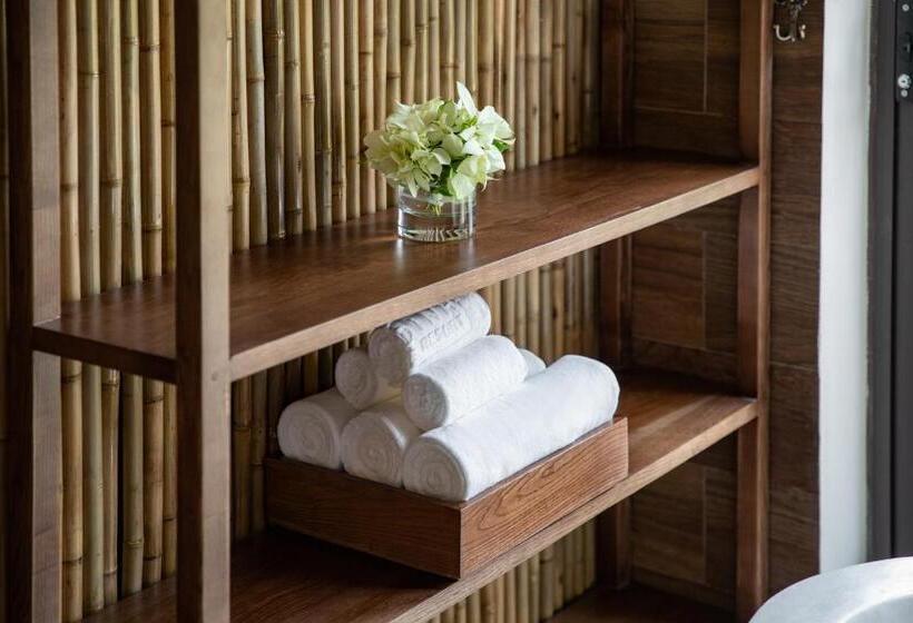 ویلای لوکس 1 خوابه, Bai Dinh Riverside Resort & Spa