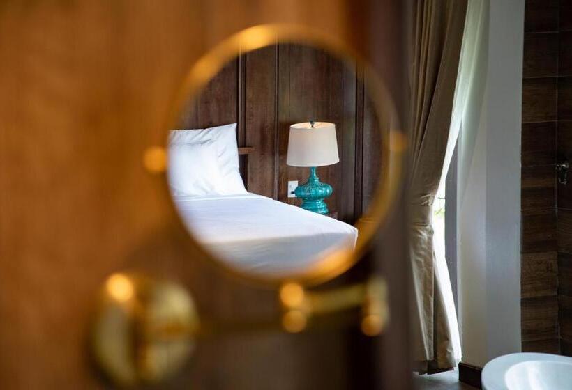 ویلای لوکس 1 خوابه, Bai Dinh Riverside Resort & Spa
