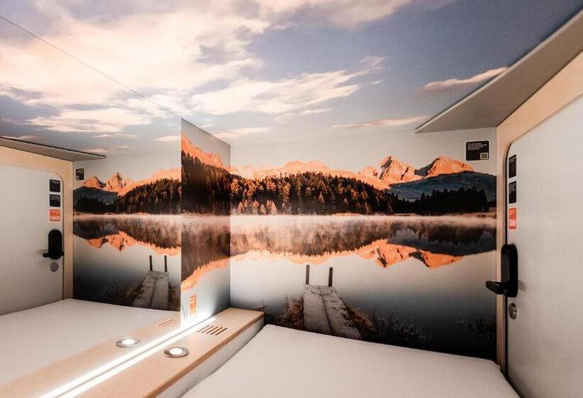 Capsule, Capsule Hotel   Alpine Garden Zurich Airport