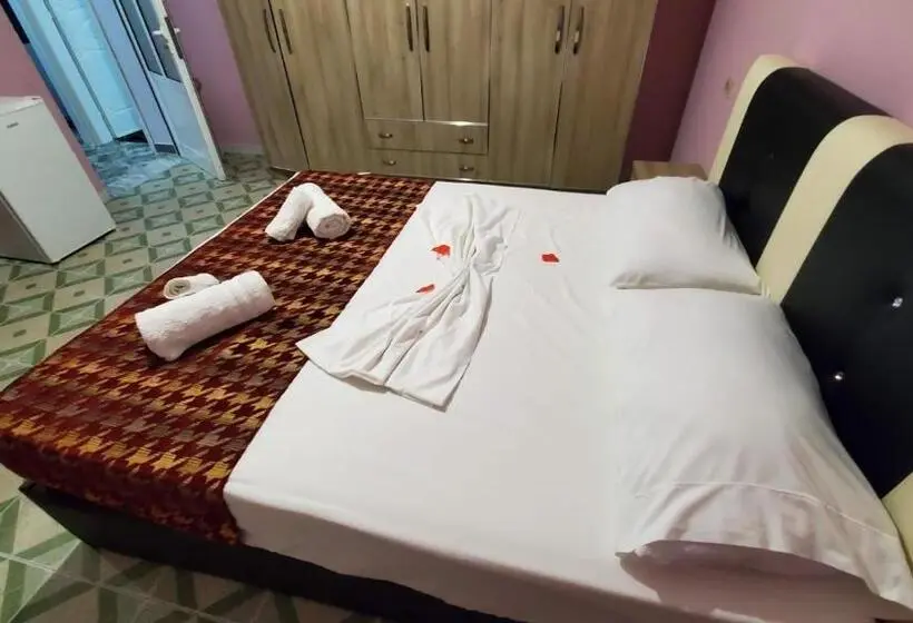 Deluxe Suite King Bed, Chicago