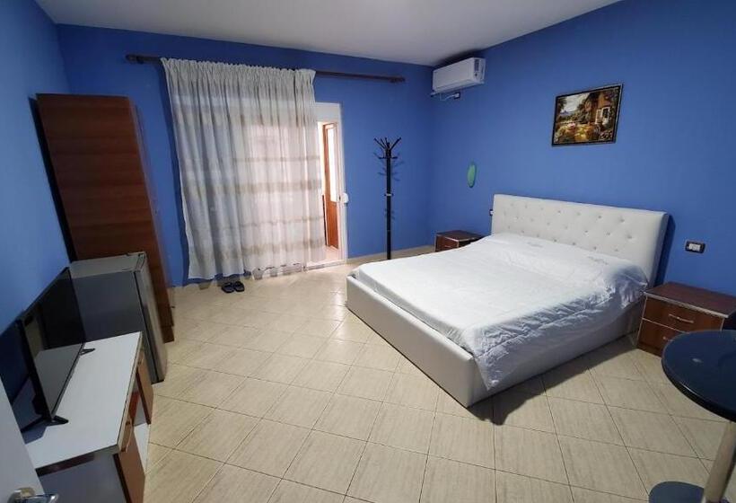 豪华房间, Chicago