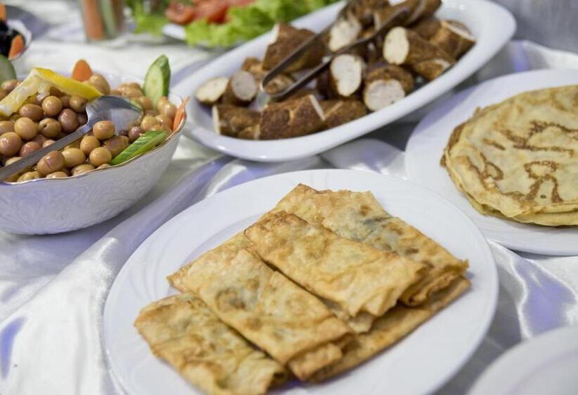 エコノミールーム, Golden Horn Life