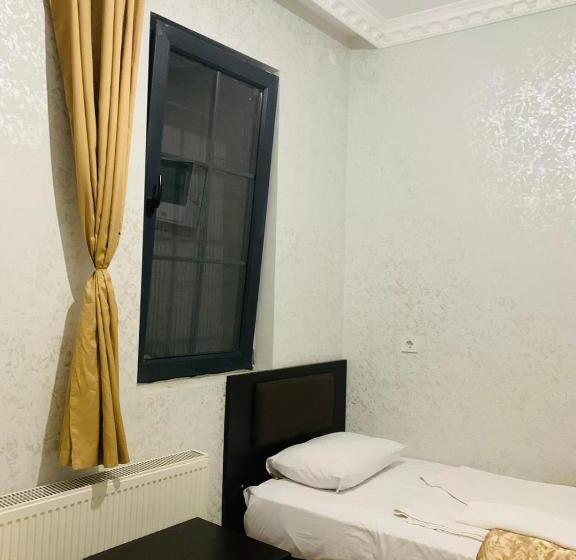 エコノミールーム, Golden Horn Life