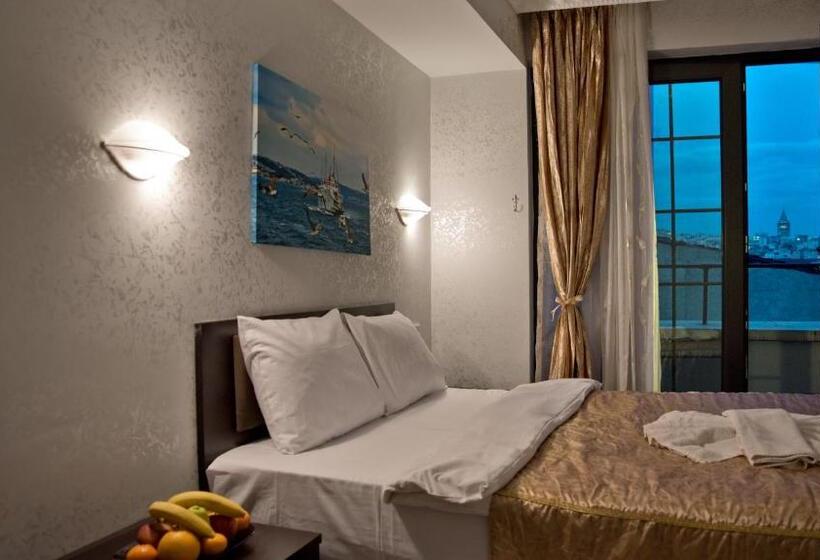 オーシャンビューのスーペリアトリプルルーム, Golden Horn Life