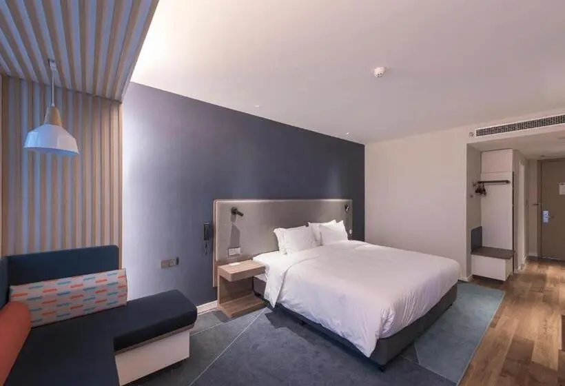 キングサイズベッドのスタンダードルーム, Holiday Inn Express Dengfeng Songshan By Ihg